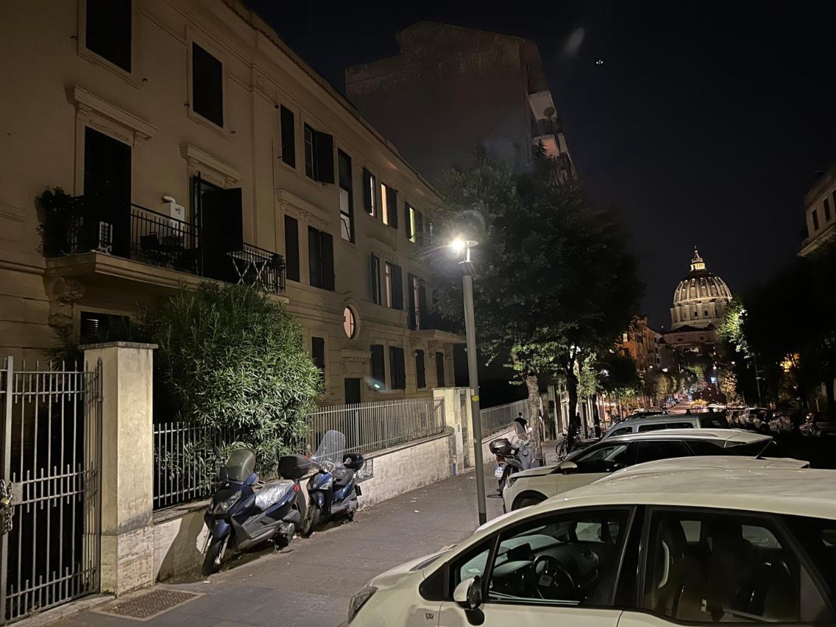 Vatican Home Рим Екстериор снимка